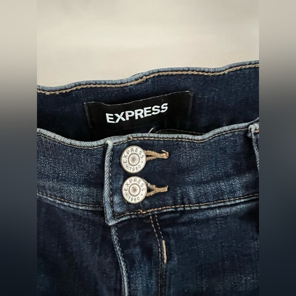 Mid Rise Cropped Jean Legging, Stretch Performance - Picture 4 of 7